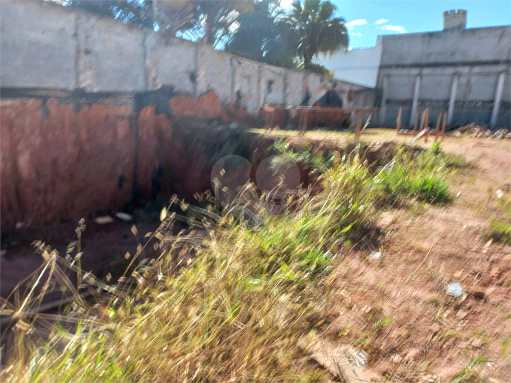 Terreno no bairro do Jardim Floresta com 732,50 metros sendo 14,65 x 50 ja pronto para construir!!
