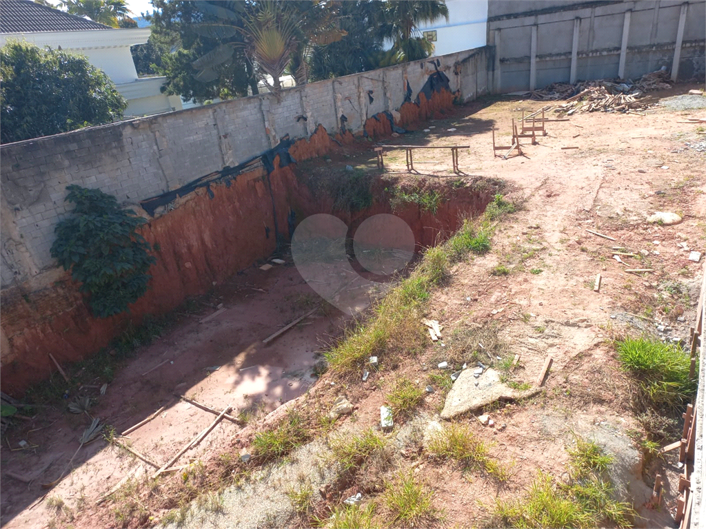 Terreno no bairro do Jardim Floresta com 732,50 metros sendo 14,65 x 50 ja pronto para construir!!