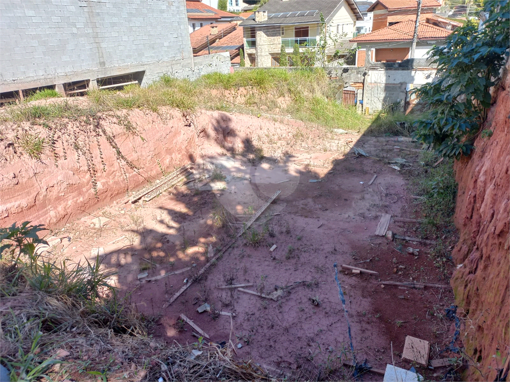 Terreno no bairro do Jardim Floresta com 732,50 metros sendo 14,65 x 50 ja pronto para construir!!