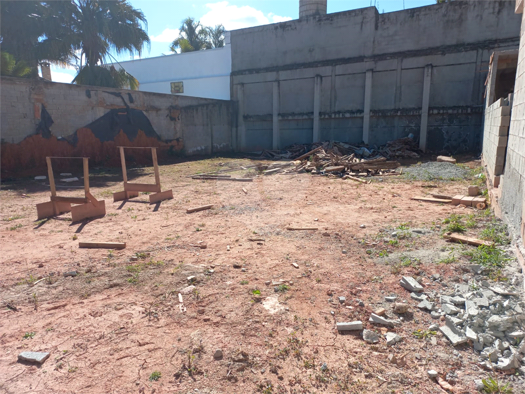 Terreno no bairro do Jardim Floresta com 732,50 metros sendo 14,65 x 50 ja pronto para construir!!