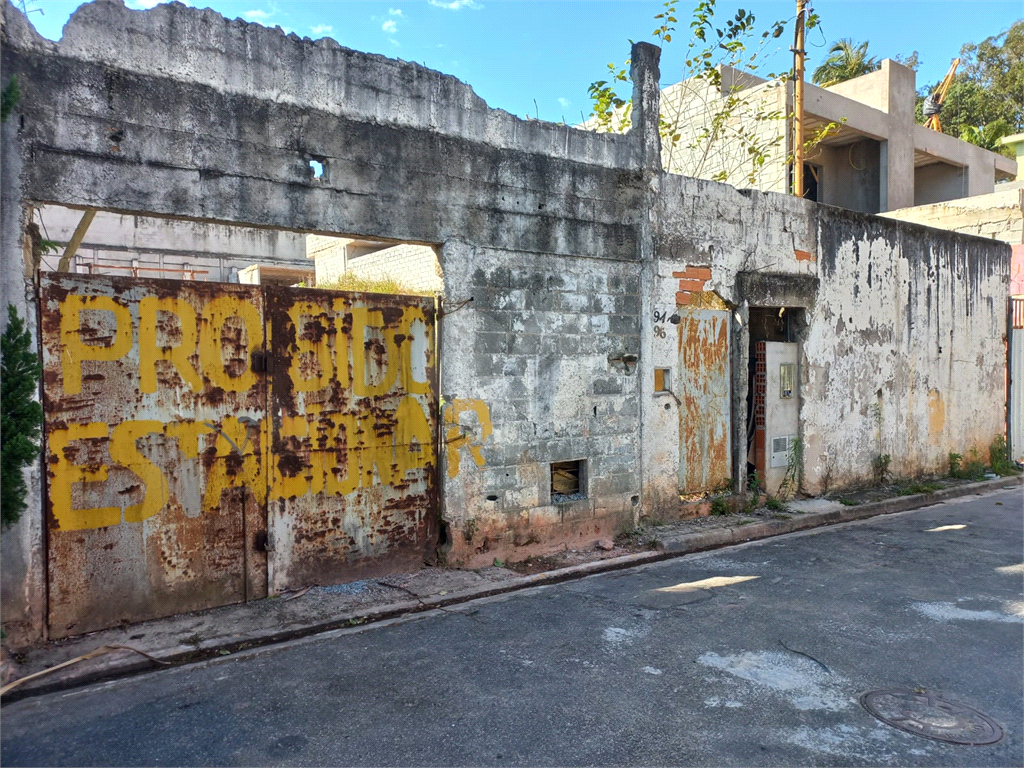 Terreno no bairro do Jardim Floresta com 732,50 metros sendo 14,65 x 50 ja pronto para construir!!
