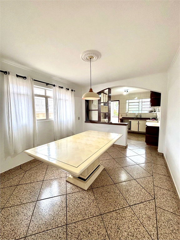 Sobrado com 3 dormitórios,1 suite, Quintal gourmet, 4 vagas à Venda no bairro Parada Inglesa em São Paulo.