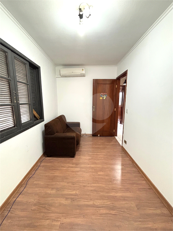 Sobrado com 3 dormitórios,1 suite, Quintal gourmet, 4 vagas à Venda no bairro Parada Inglesa em São Paulo.