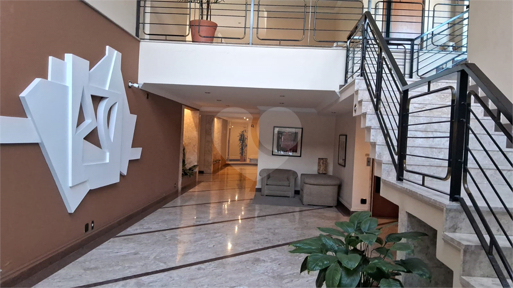 Rua Tranquila, Andar Alto, Próximo à Av. Sumaré