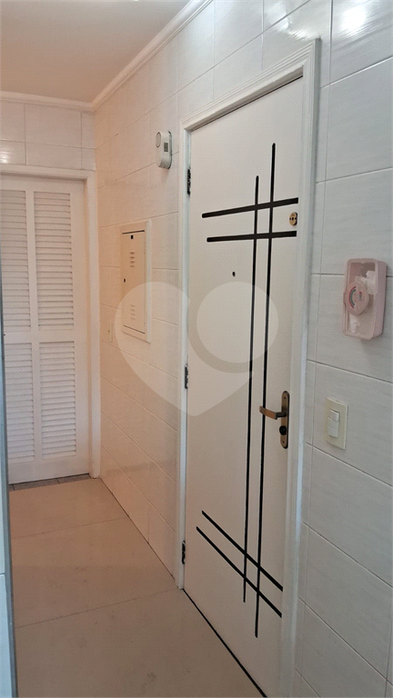 Rua Tranquila, Andar Alto, Próximo à Av. Sumaré