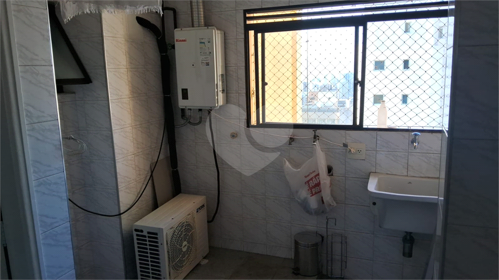 Rua Tranquila, Andar Alto, Próximo à Av. Sumaré
