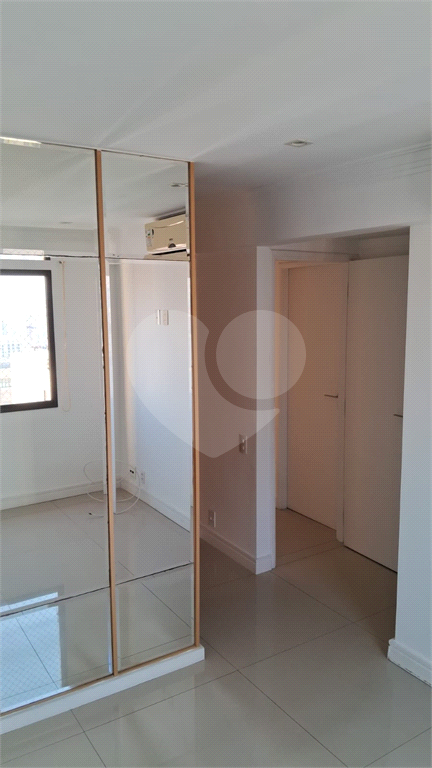 Rua Tranquila, Andar Alto, Próximo à Av. Sumaré