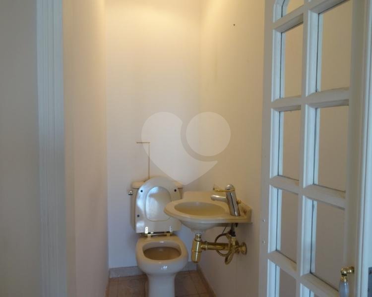Rua Tranquila, Andar Alto, Próximo à Av. Sumaré
