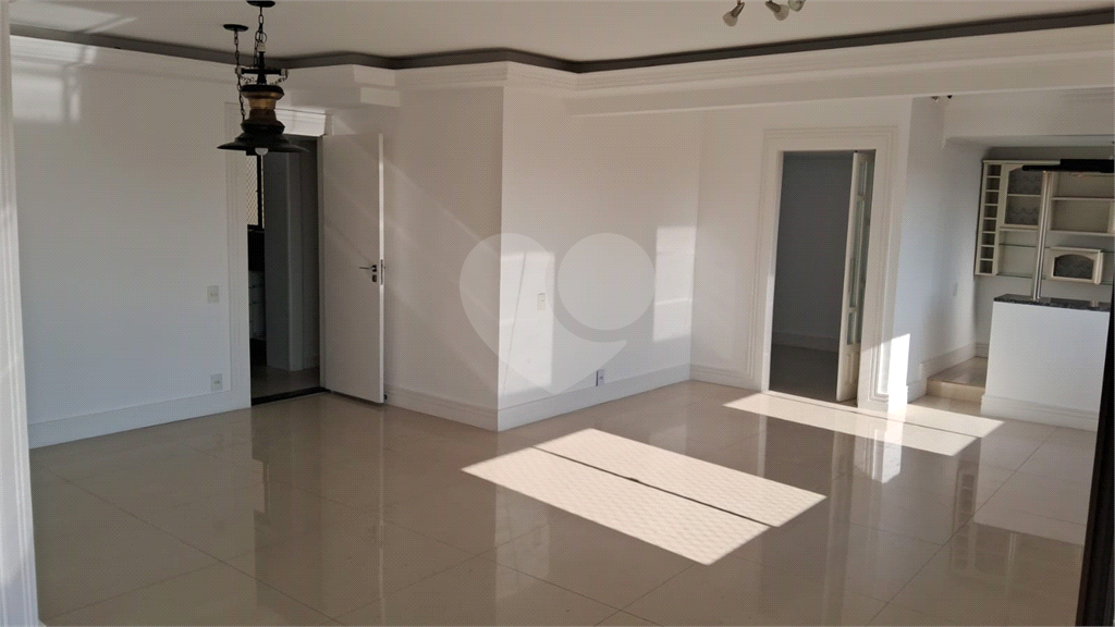 Rua Tranquila, Andar Alto, Próximo à Av. Sumaré