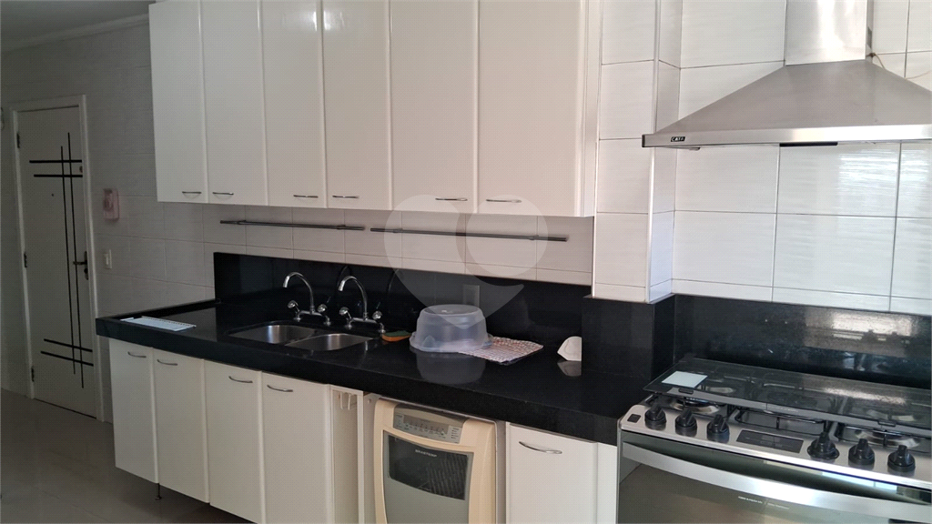 Rua Tranquila, Andar Alto, Próximo à Av. Sumaré