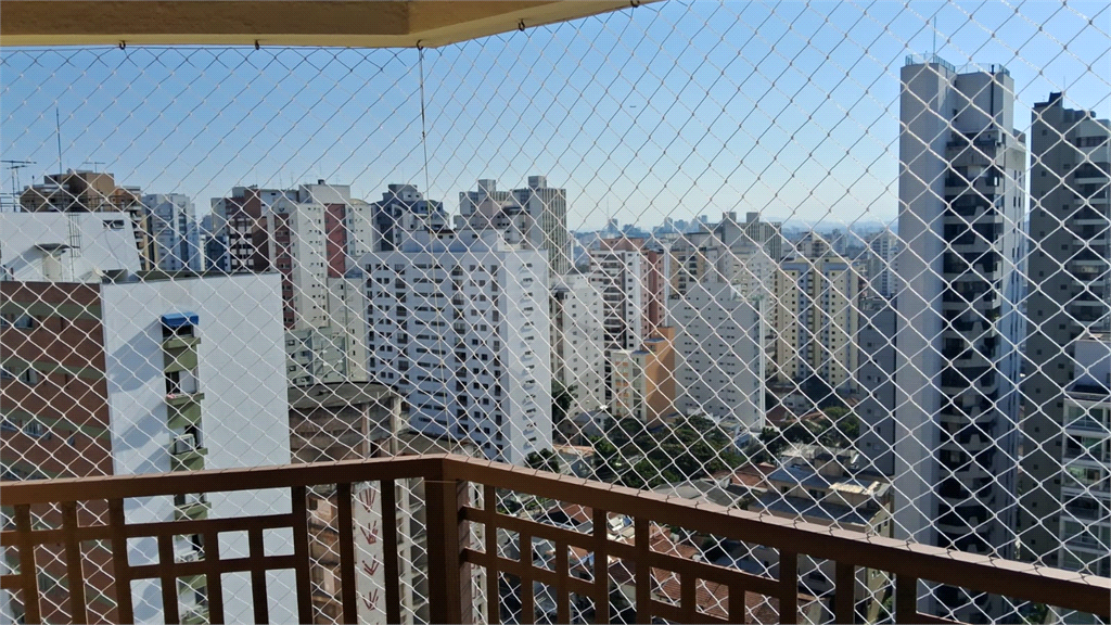 Rua Tranquila, Andar Alto, Próximo à Av. Sumaré