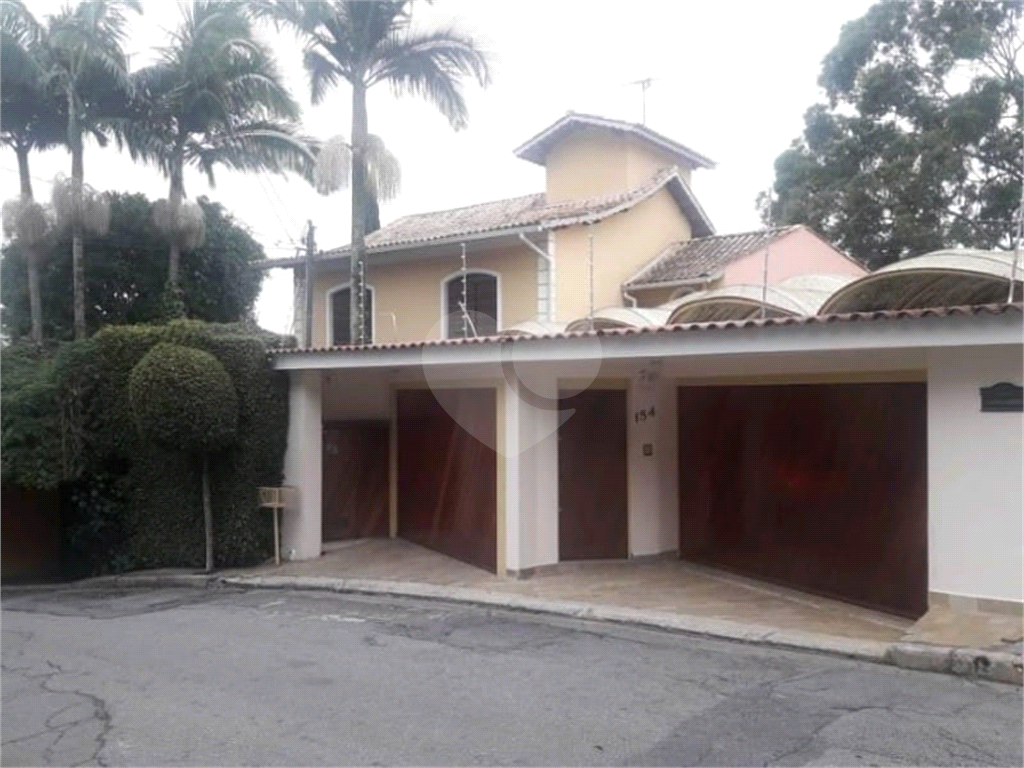 HORTO FLORESTAL - SOBRADO COM 06 DORS/02 SUITES E 05 VAGAS - LAZER CLUBE - UM ESPETÁCULO!