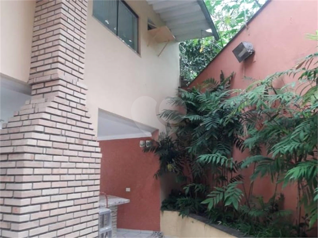HORTO FLORESTAL - SOBRADO COM 06 DORS/02 SUITES E 05 VAGAS - LAZER CLUBE - UM ESPETÁCULO!