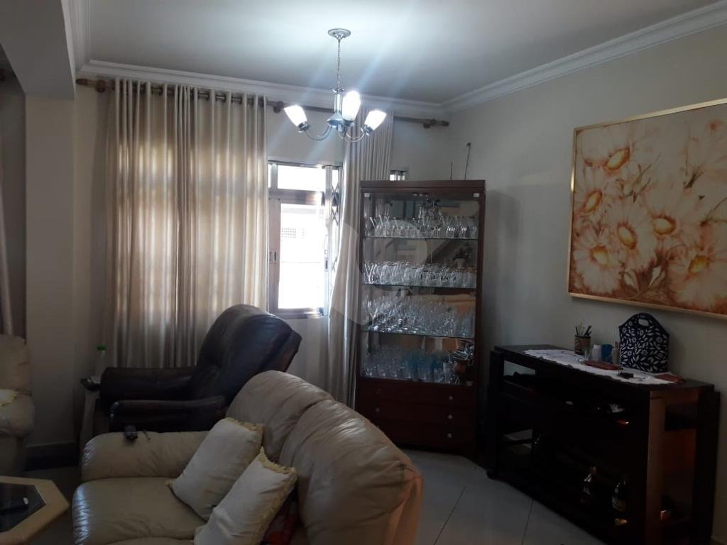 Sobrado à venda com 3 quartos, 158m² - Foto 3