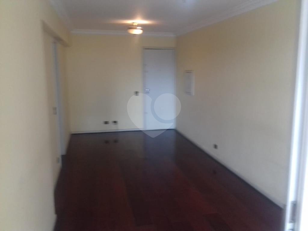 Apartamento à venda com 3 quartos, 100m² - Foto 2