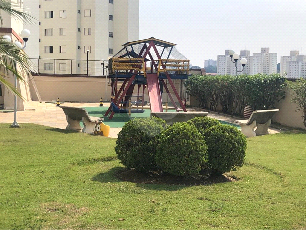APARTAMENTO em MANDAQUI