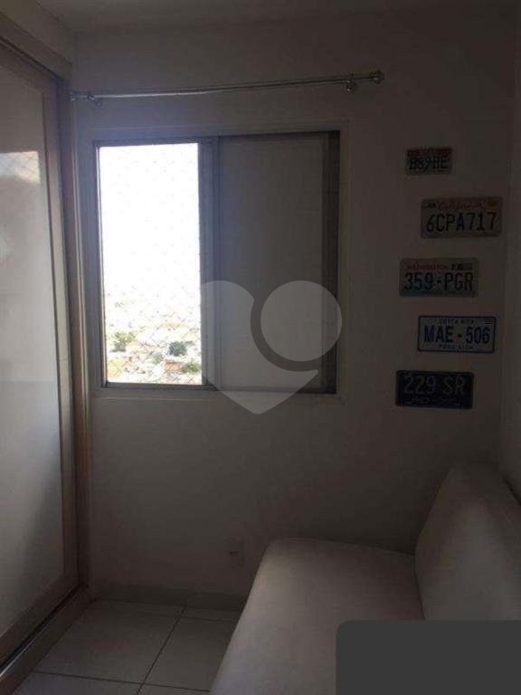 Apartamento no bairro do Limão com 1 dormitório, sala com sacada