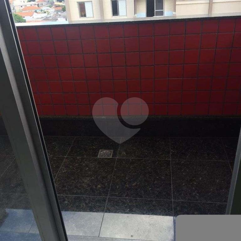 Apartamento no bairro do Limão com 1 dormitório, sala com sacada