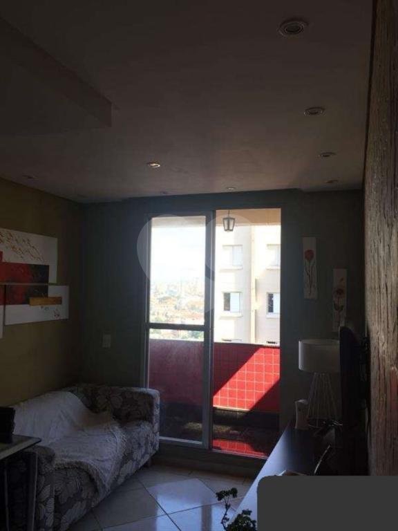 Apartamento no bairro do Limão com 1 dormitório, sala com sacada