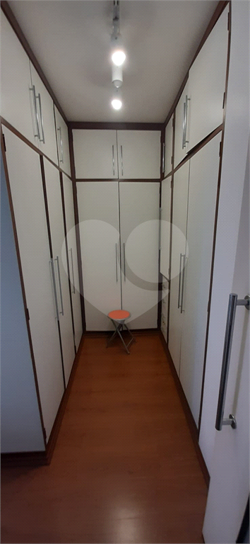 Apartamento à venda com 3 quartos, 145m² - Foto 20