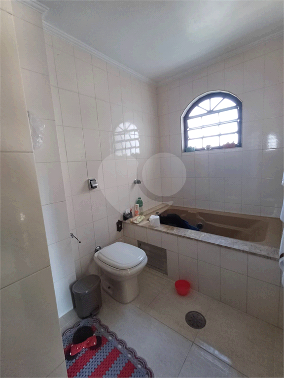 Sobrado em Terreno 10 X 42 à Venda com 3 Dormitórios - Vila Isolina Mazzei - SP