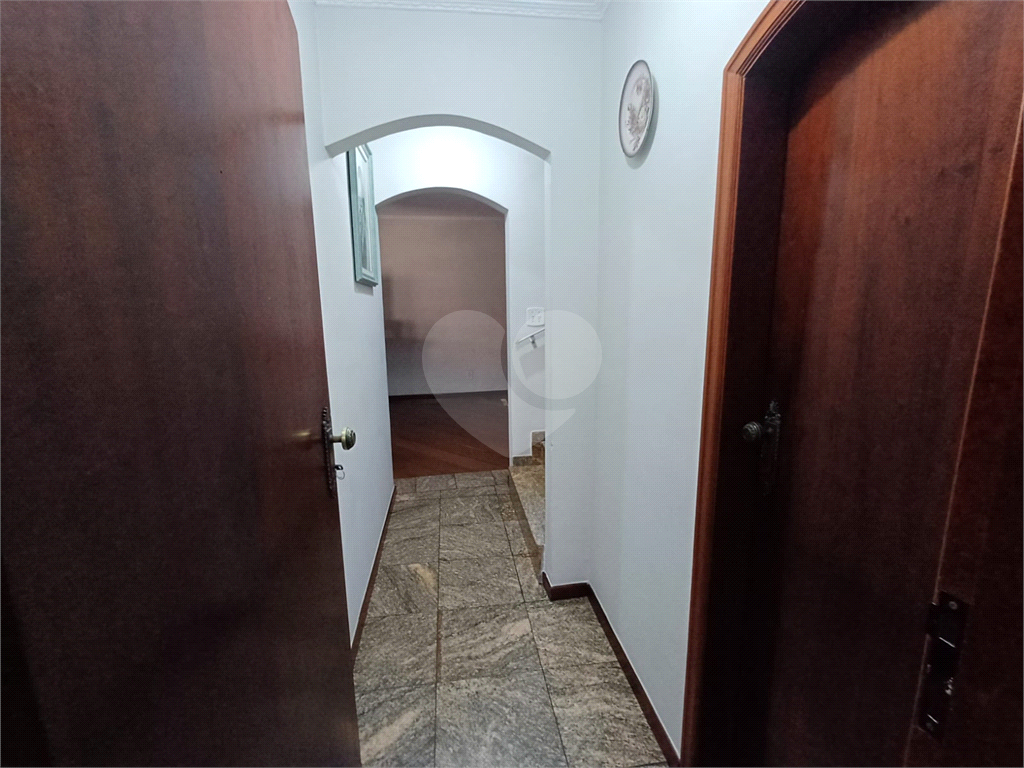 Sobrado em Terreno 10 X 42 à Venda com 3 Dormitórios - Vila Isolina Mazzei - SP