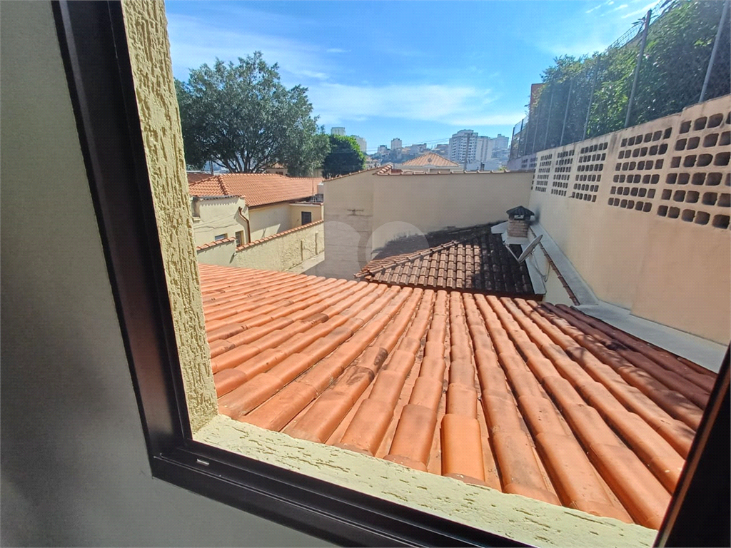 Sobrado em Terreno 10 X 42 à Venda com 3 Dormitórios - Vila Isolina Mazzei - SP