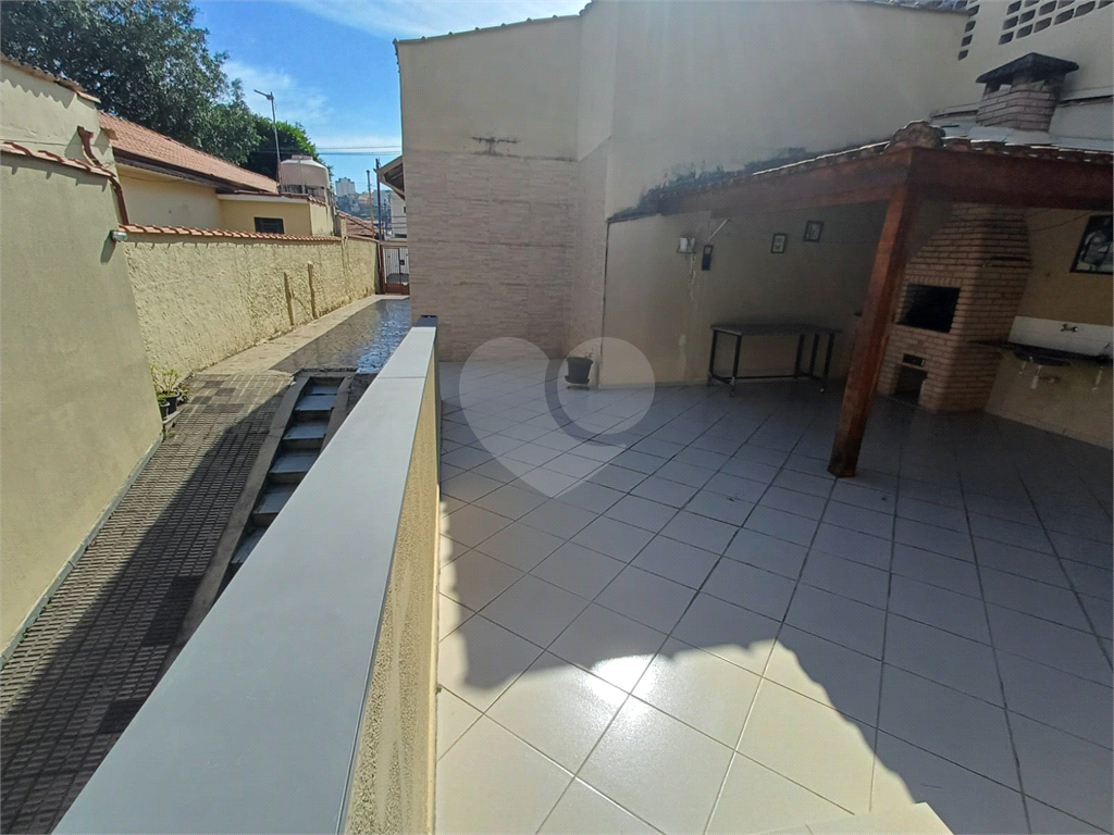 Sobrado em Terreno 10 X 42 à Venda com 3 Dormitórios - Vila Isolina Mazzei - SP