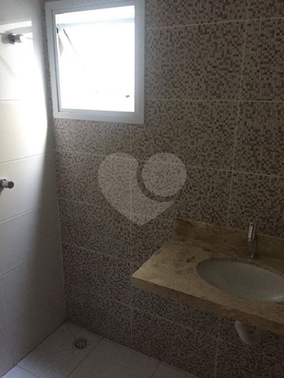 Sobrado em condomínio fechado no Jaçanã.
