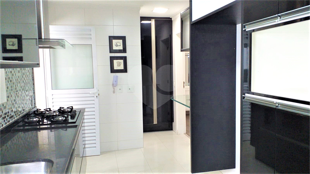 APARTAMENTO em SANTANA