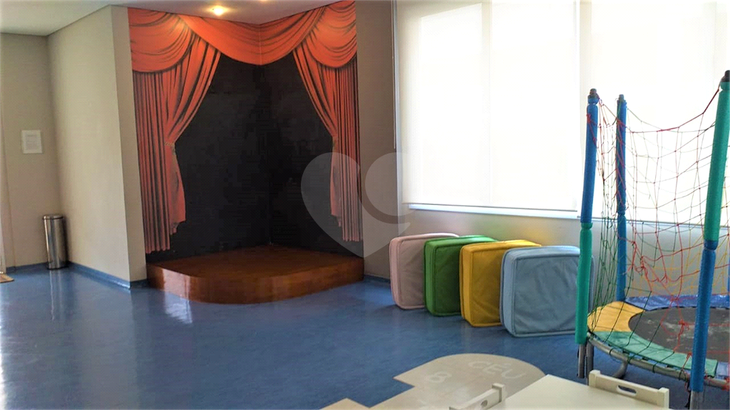 APARTAMENTO em SANTANA