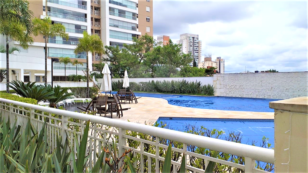 APARTAMENTO em SANTANA