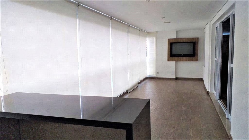 APARTAMENTO em SANTANA