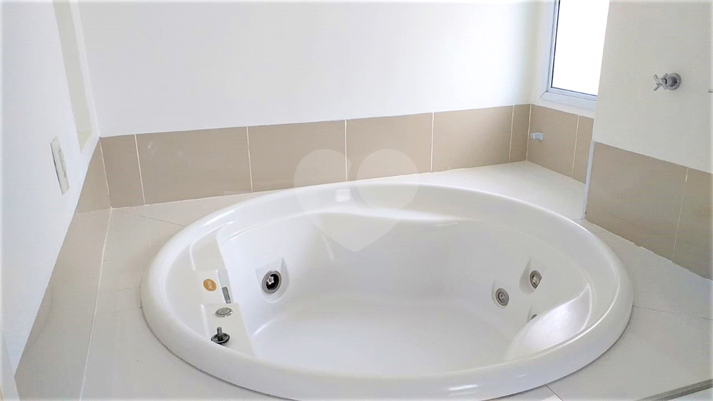 APARTAMENTO em SANTANA