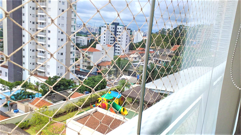 APARTAMENTO em SANTANA