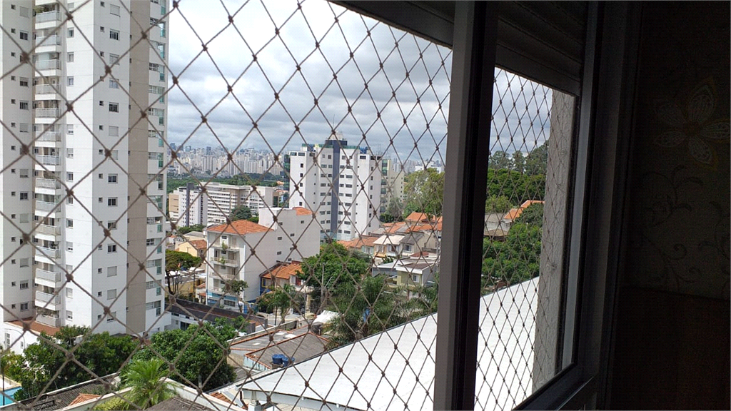 APARTAMENTO em SANTANA