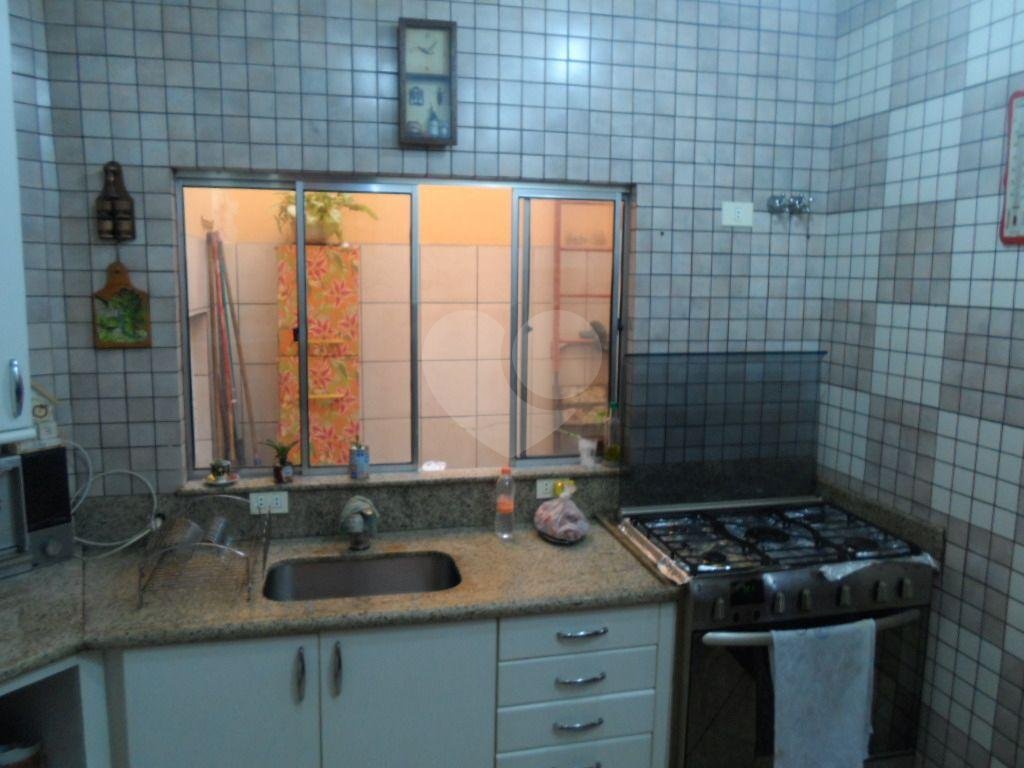 Casa à venda com 4 quartos, 230m² - Foto 24