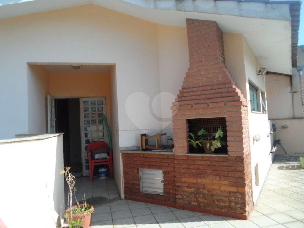 Casa à venda com 4 quartos, 230m² - Foto 45