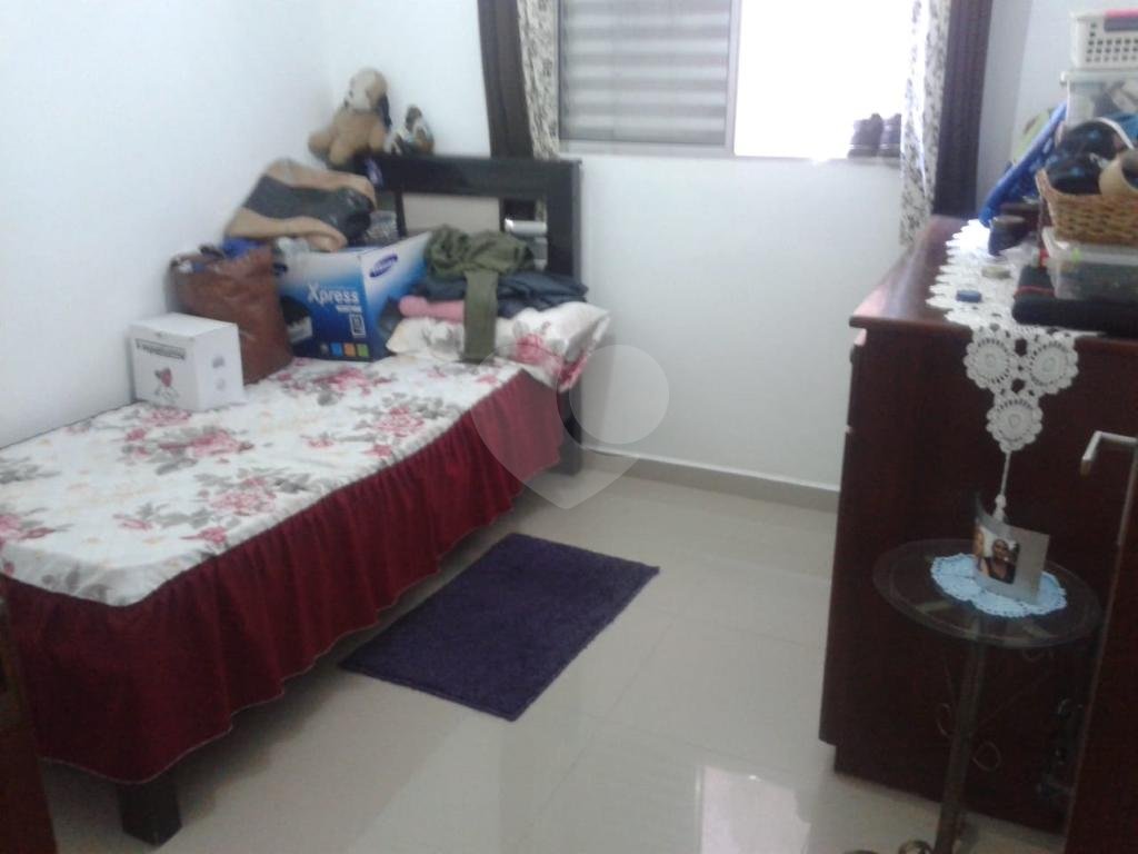 Sobrado Vila Paulistana com 3 dormitórios, 4 banheiros e duas vagas de garagem