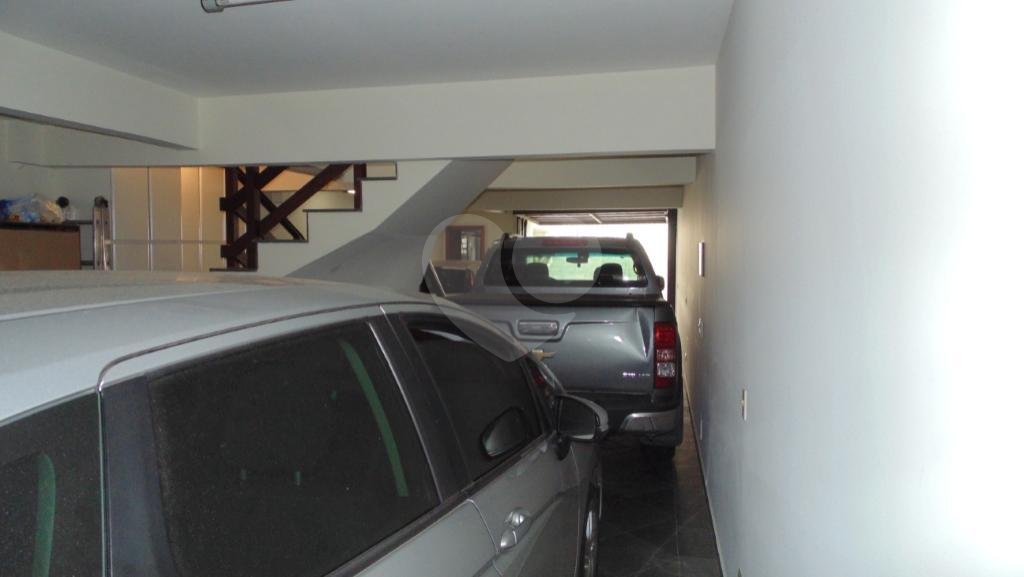  sobrado reformado com 3 suites a 300 metros do metro jd sao paulo