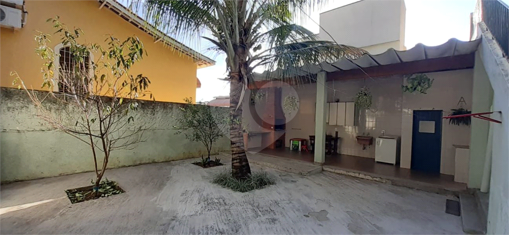 CASA TÉRREA, 3 QUARTOS 400 M²    NÃO GERMINADA