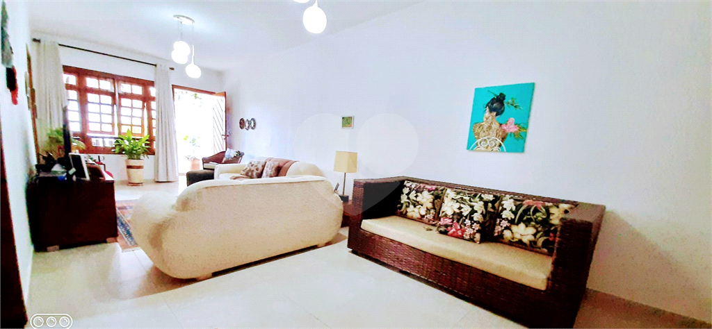 CASA TÉRREA, 3 QUARTOS 400 M²    NÃO GERMINADA