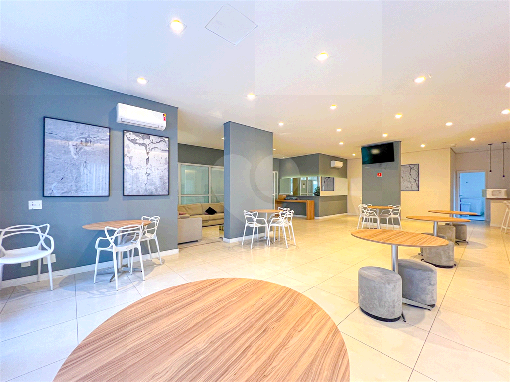 Apartamento para Locação 42m²| 1 Dormitório| Sala 2 ambientes com Varanda| 1 Vaga| Lauzane Paulista