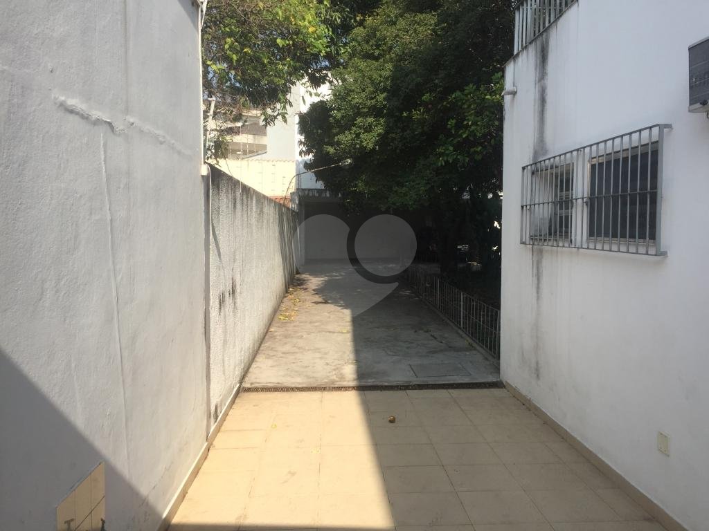 Casa com três dormitórios  para locação no alto da Lapa