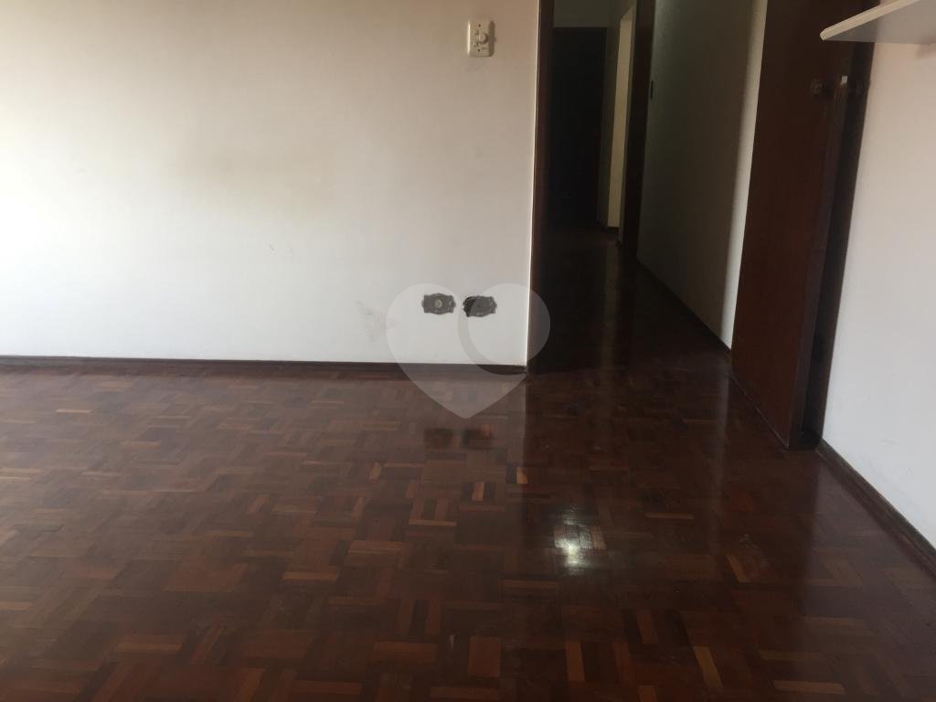 Casa com três dormitórios  para locação no alto da Lapa