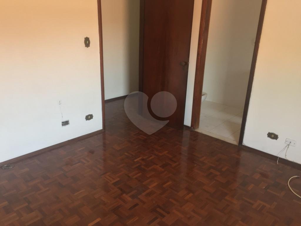 Casa com três dormitórios  para locação no alto da Lapa