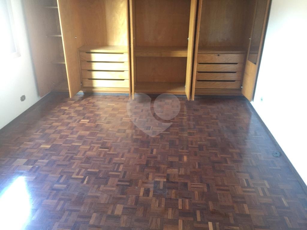 Casa com três dormitórios  para locação no alto da Lapa