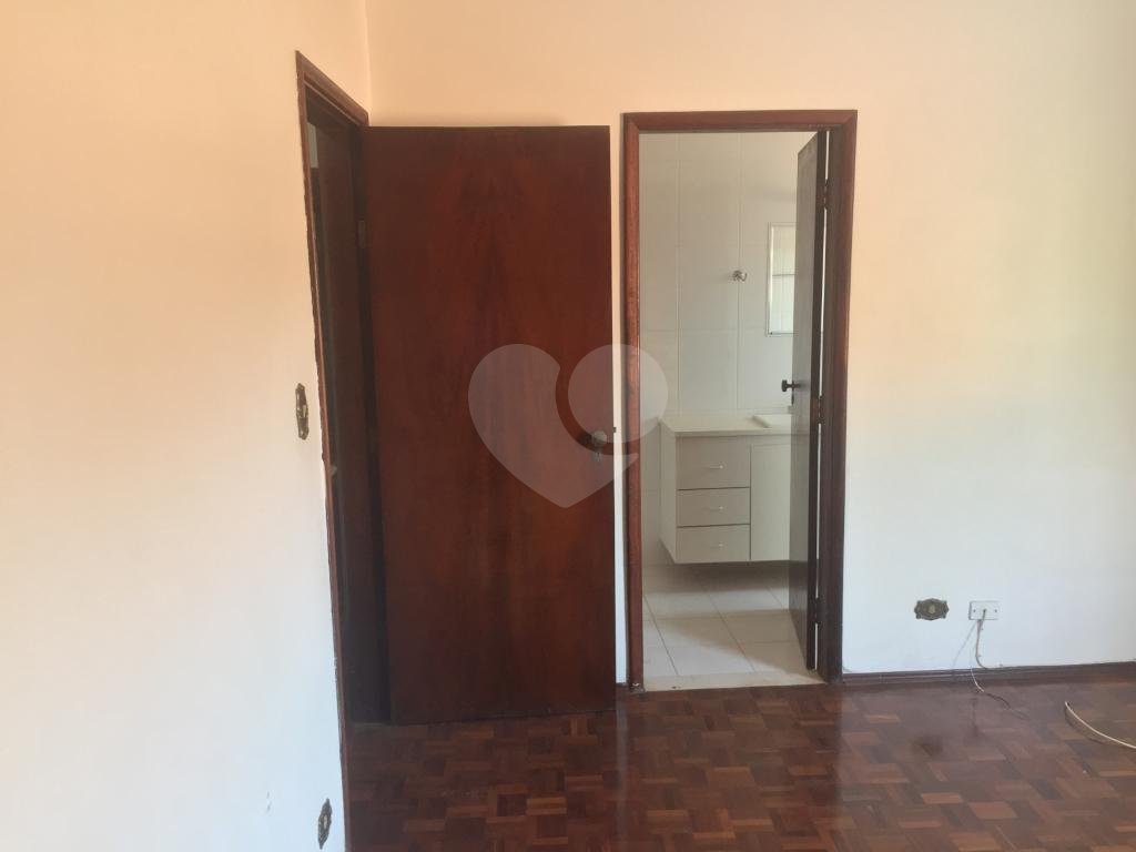 Casa com três dormitórios  para locação no alto da Lapa