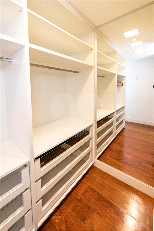 APARTAMENTO em PARAÍSO