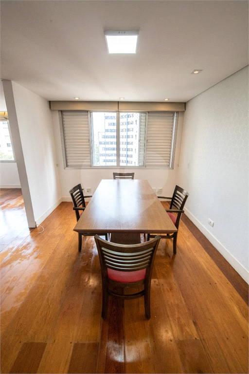 APARTAMENTO em PARAÍSO
